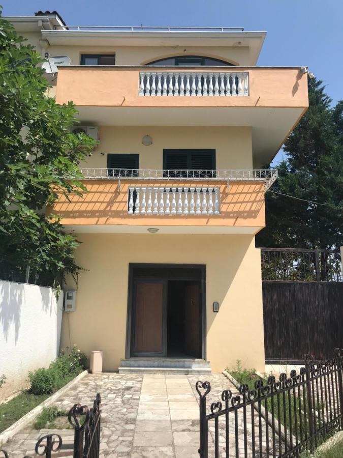 Sunrise Guest House Shkodër Dış mekan fotoğraf