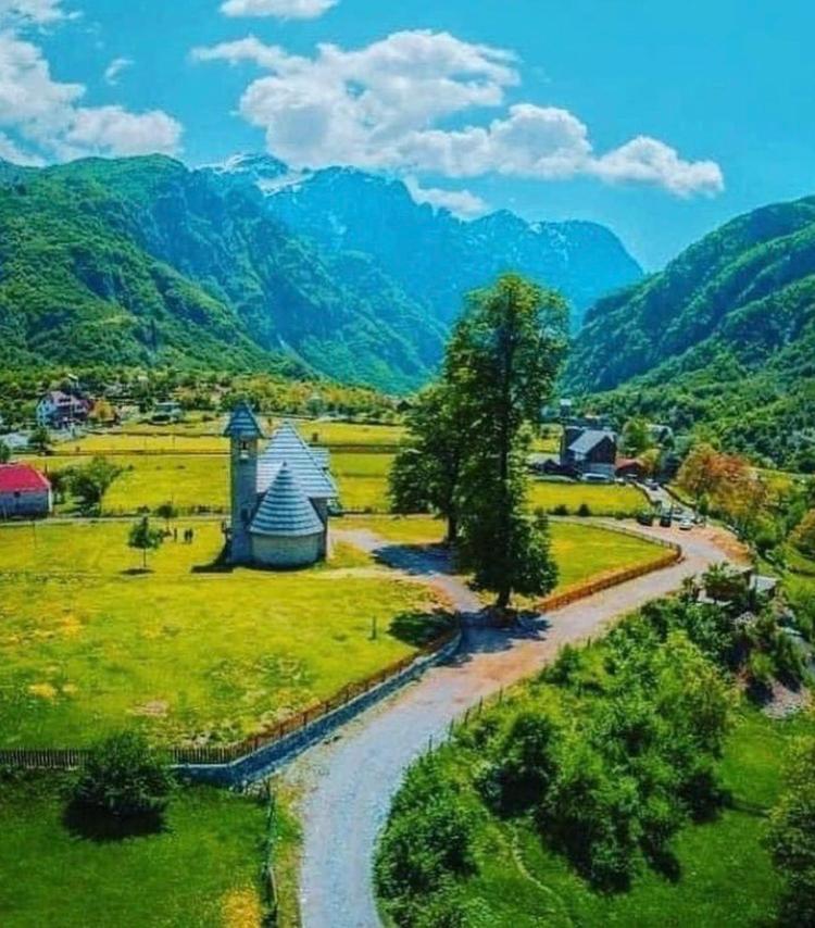 Sunrise Guest House Shkodër Dış mekan fotoğraf